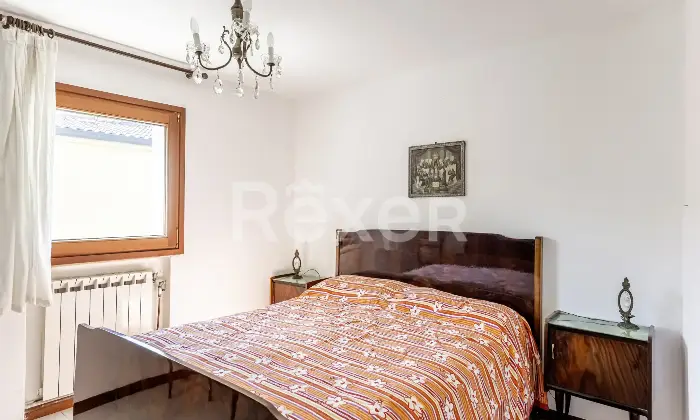 Rexer-Lusiana-Conco-Palazzina-con-Tre-Appartamenti-Indipendenti-Lusiana-Conco-VI-Altro