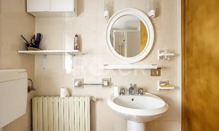 Rexer-Lusiana-Conco-Palazzina-con-Tre-Appartamenti-Indipendenti-Lusiana-Conco-VI-Altro