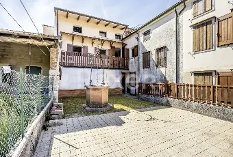Rexer-Lusiana-Conco-Palazzina-con-Tre-Appartamenti-Indipendenti-Lusiana-Conco-VI-Altro