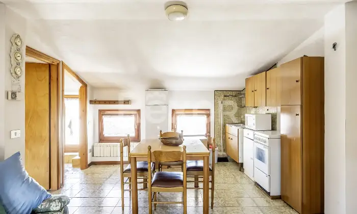 Rexer-Lusiana-Conco-Palazzina-con-Tre-Appartamenti-Indipendenti-Lusiana-Conco-VI-Altro