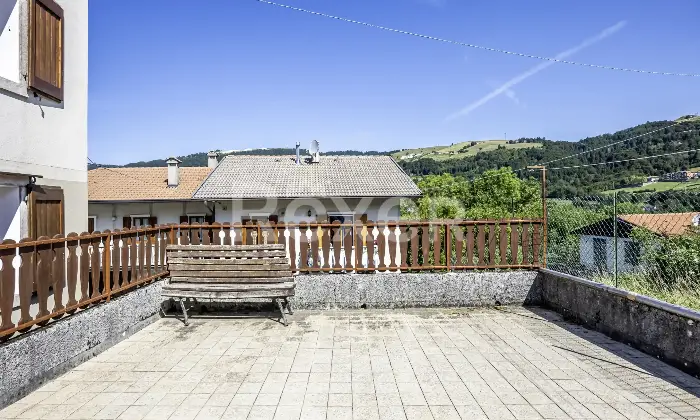 Rexer-Lusiana-Conco-Palazzina-con-Tre-Appartamenti-Indipendenti-Lusiana-Conco-VI-Altro