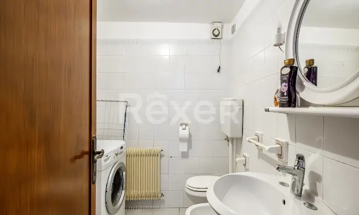 Rexer-Lusiana-Conco-Palazzina-con-Tre-Appartamenti-Indipendenti-Lusiana-Conco-VI-Altro