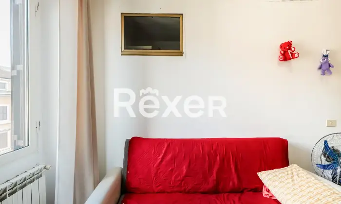 Rexer-Roma-Luminoso-monolocale-piano-alto-Altro