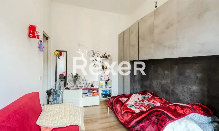 Rexer-Roma-Luminoso-monolocale-piano-alto-Altro