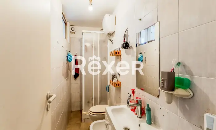 Rexer-Roma-Luminoso-monolocale-piano-alto-Altro