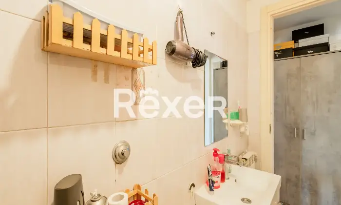 Rexer-Roma-Luminoso-monolocale-piano-alto-Altro