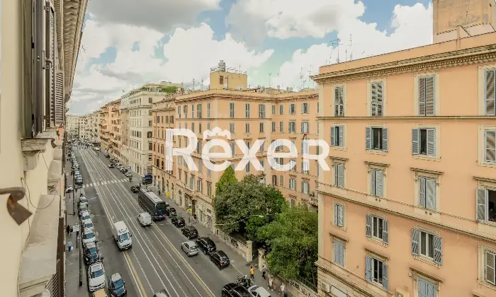 Rexer-Roma-Luminoso-monolocale-piano-alto-Altro
