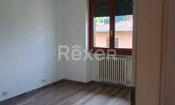 Rexer-MENAGGIO-Vista-lago-appartamenti-con-giardino-e-posti-auto-Altro