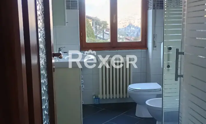 Rexer-MENAGGIO-Vista-lago-appartamenti-con-giardino-e-posti-auto-Altro