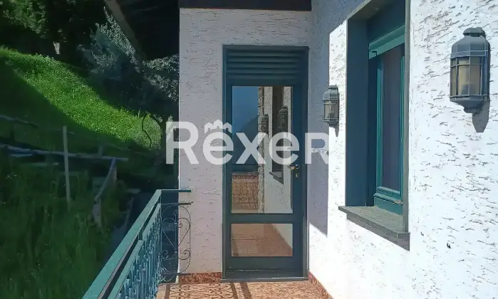 Rexer-MENAGGIO-Vista-lago-appartamenti-con-giardino-e-posti-auto-Altro
