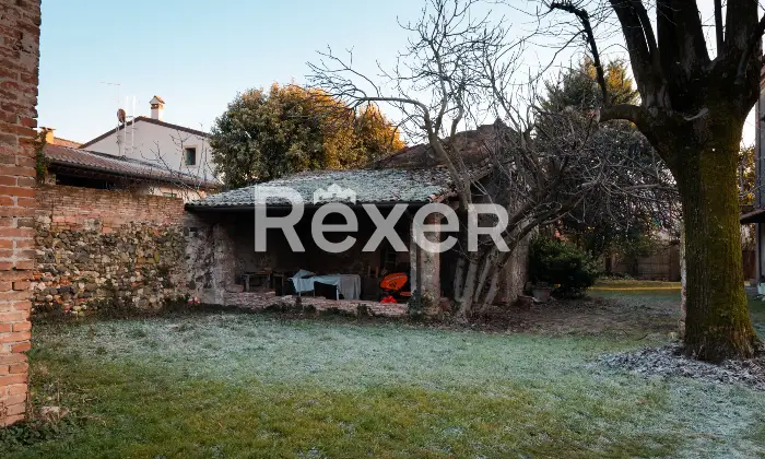 Rexer-Caldiero-Antico-casale-con-rustici-e-ampio-terreno-Altro