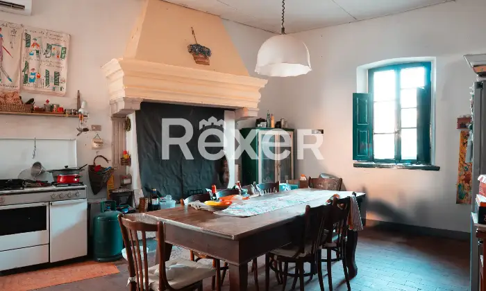 Rexer-Caldiero-Antico-casale-con-rustici-e-ampio-terreno-Altro