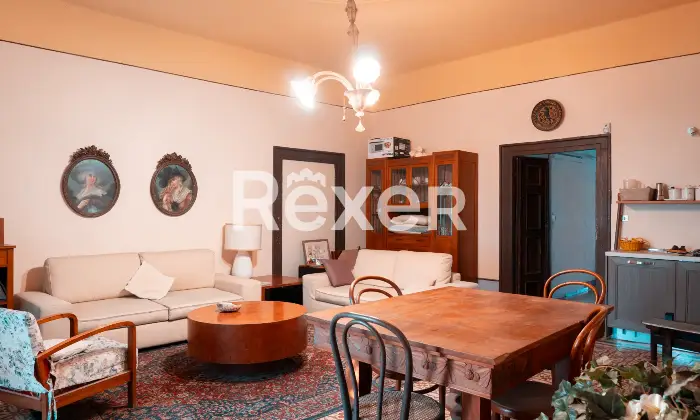 Rexer-Caldiero-Antico-casale-con-rustici-e-ampio-terreno-Altro