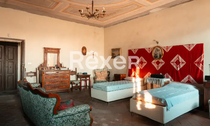 Rexer-Caldiero-Antico-casale-con-rustici-e-ampio-terreno-Altro