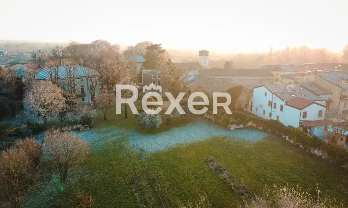 Rexer-Caldiero-Antico-casale-con-rustici-e-ampio-terreno-Altro