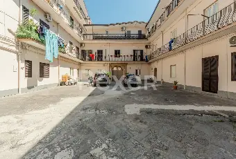 Rexer-SantAntimo-Intero-stabile-con-appartamenti-locati-o-appartamenti-singoli-SantAntimo-NA-Altro