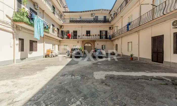 Rexer-SantAntimo-Intero-stabile-con-appartamenti-locati-o-appartamenti-singoli-SantAntimo-NA-Altro