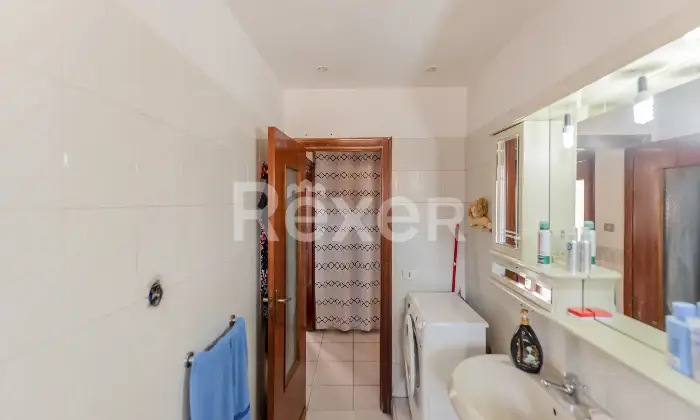 Rexer-SantAntimo-Intero-stabile-con-appartamenti-locati-o-appartamenti-singoli-SantAntimo-NA-Altro