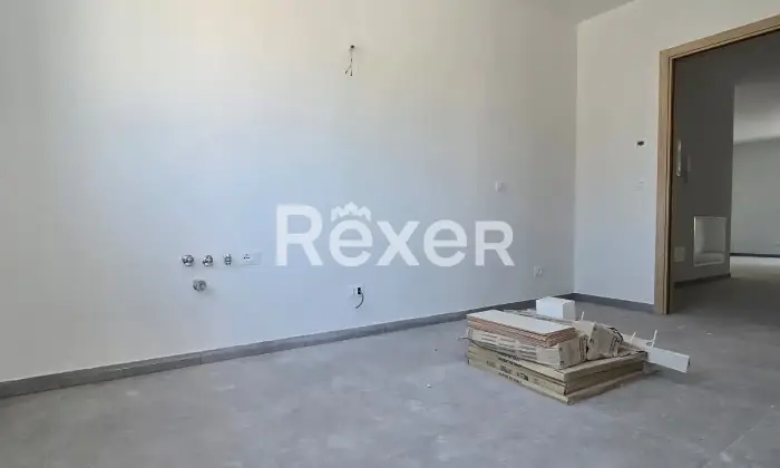 Rexer-Pescara-Trilocale-moderno-in-classe-energetica-A-con-doppi-servizi-e-balconi-Altro