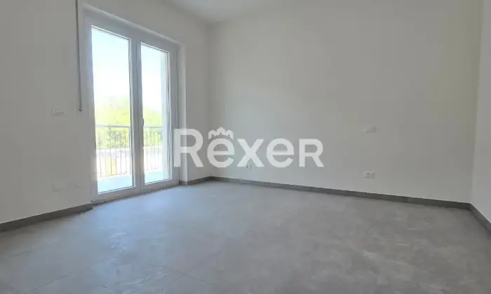 Rexer-Pescara-Trilocale-moderno-in-classe-energetica-A-con-doppi-servizi-e-balconi-Altro