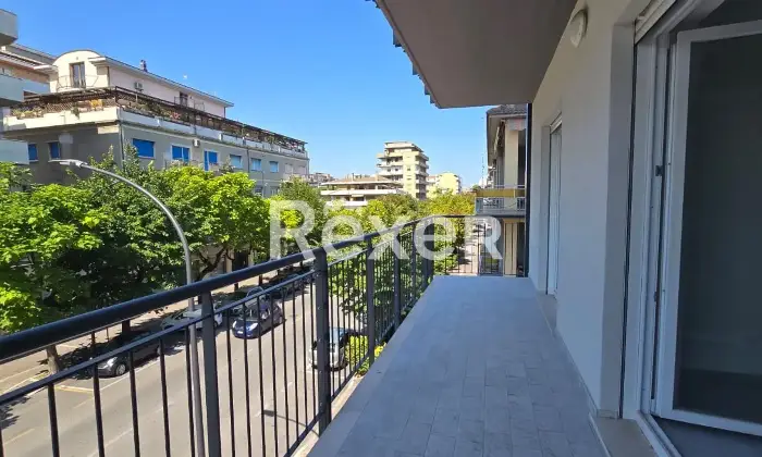 Rexer-Pescara-Trilocale-moderno-in-classe-energetica-A-con-doppi-servizi-e-balconi-Altro