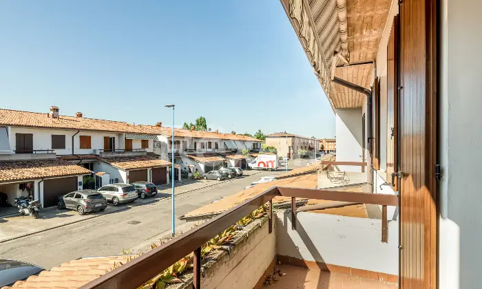 Rexer-Brescia-VILLA-A-SCHIERA-PORZIONE-CENTRALE-Altro