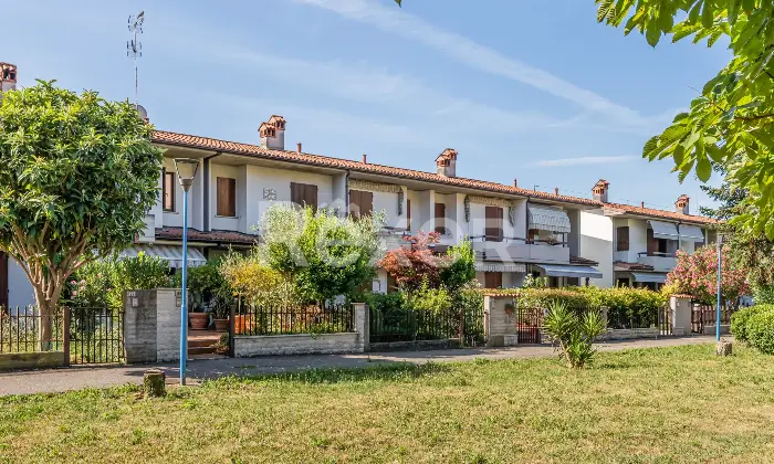 Rexer-Brescia-VILLA-A-SCHIERA-PORZIONE-CENTRALE-Altro