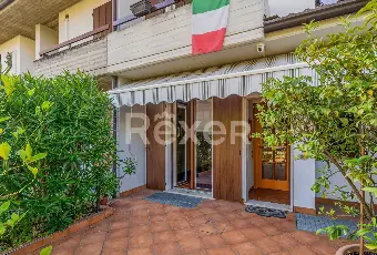 Rexer-Brescia-VILLA-A-SCHIERA-PORZIONE-CENTRALE-Altro