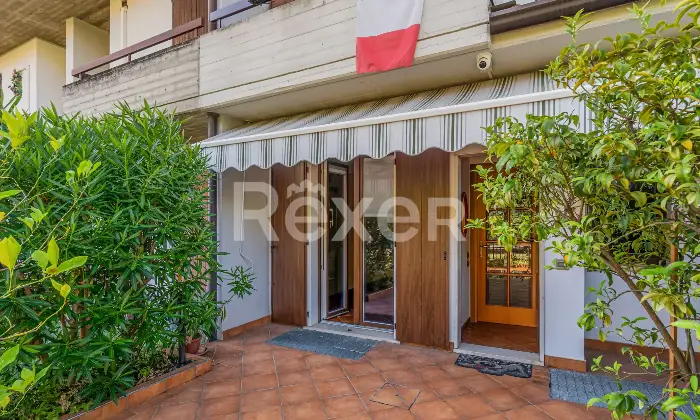Rexer-Brescia-VILLA-A-SCHIERA-PORZIONE-CENTRALE-Altro