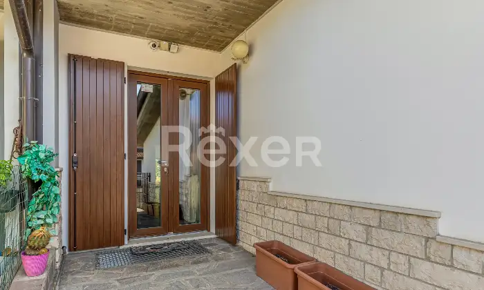 Rexer-Brescia-VILLA-A-SCHIERA-PORZIONE-CENTRALE-Altro