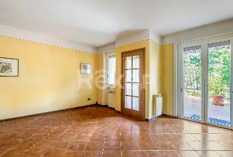 Rexer-Brescia-VILLA-A-SCHIERA-PORZIONE-CENTRALE-Altro