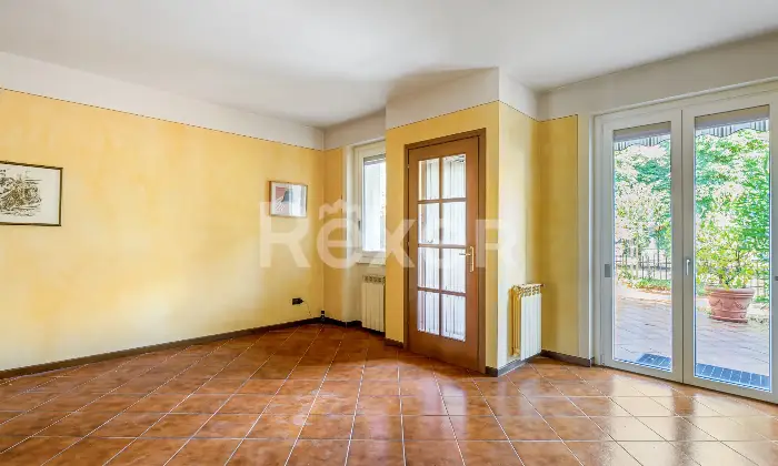 Rexer-Brescia-VILLA-A-SCHIERA-PORZIONE-CENTRALE-Altro