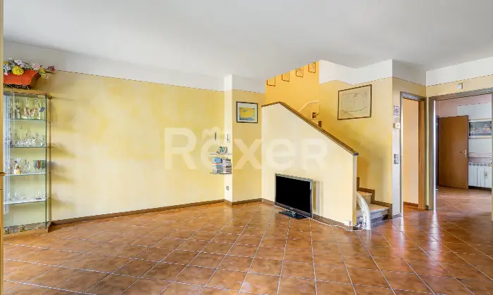 Rexer-Brescia-VILLA-A-SCHIERA-PORZIONE-CENTRALE-Altro
