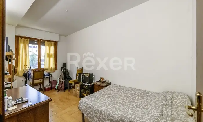 Rexer-Roma-Ampio-Trilocale-con-Balconi-e-Posto-Auto-in-Zona-Nomentana-Altro