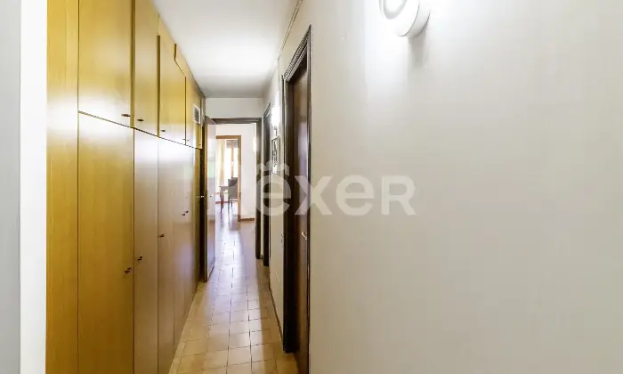 Rexer-Roma-Ampio-Trilocale-con-Balconi-e-Posto-Auto-in-Zona-Nomentana-Altro