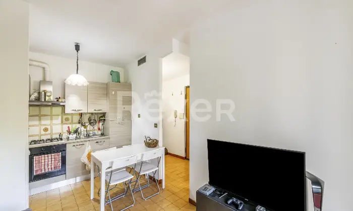 Rexer-Roma-Ampio-Trilocale-con-Balconi-e-Posto-Auto-in-Zona-Nomentana-Altro