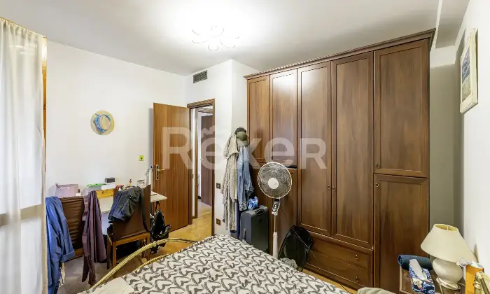 Rexer-Roma-Ampio-Trilocale-con-Balconi-e-Posto-Auto-in-Zona-Nomentana-Altro