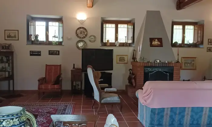 Rexer-Sabaudia-Casale-Ristrutturato-con-Giardino-di-mq-Spazio-Privacy-e-Comfort-a-Sabaudia-Altro