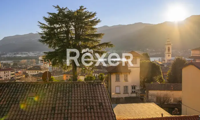 Rexer-Calolziocorte-Immobile-indipendente-disposto-su-quattro-livelli-con-giardino-di-propriet-e-due-posti-auto-Altro