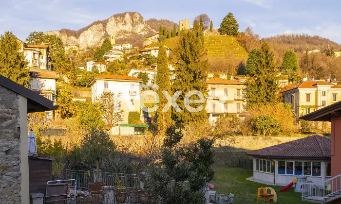 Rexer-Calolziocorte-Immobile-indipendente-disposto-su-quattro-livelli-con-giardino-di-propriet-e-due-posti-auto-Altro