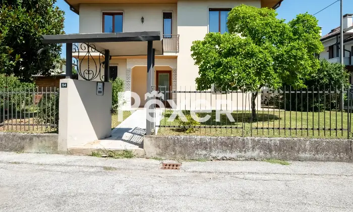 Rexer-creazzo-Abitazione-Indipendente-con-Ampio-Giardino-Altro