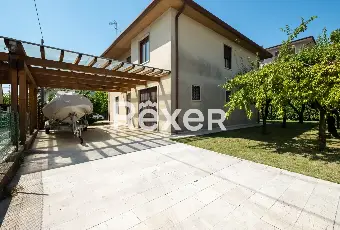 Rexer-creazzo-Abitazione-Indipendente-con-Ampio-Giardino-Altro