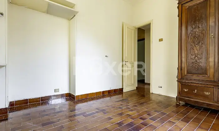 Rexer-Torino-Esclusiva-Villa-in-Crocetta-con-Giardino-Privato-Due-Livelli-e-Due-Posti-Auto-Altro