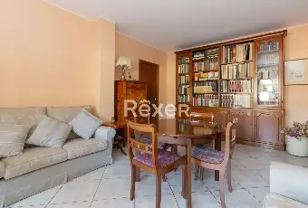 Rexer-Lissone-Lissone-Quadrilocale-con-doppi-servizi-e-box-di-pertinenza-Altro