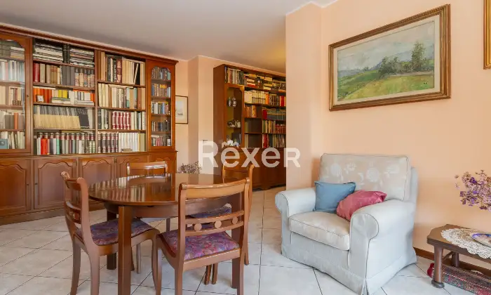 Rexer-Lissone-Lissone-Quadrilocale-con-doppi-servizi-e-box-di-pertinenza-Altro