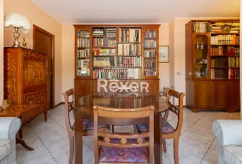 Rexer-Lissone-Lissone-Quadrilocale-con-doppi-servizi-e-box-di-pertinenza-Altro