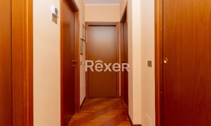 Rexer-Lissone-Lissone-Quadrilocale-con-doppi-servizi-e-box-di-pertinenza-Altro