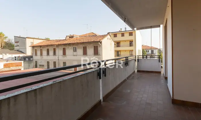 Rexer-Lissone-Lissone-Quadrilocale-con-doppi-servizi-e-box-di-pertinenza-Altro