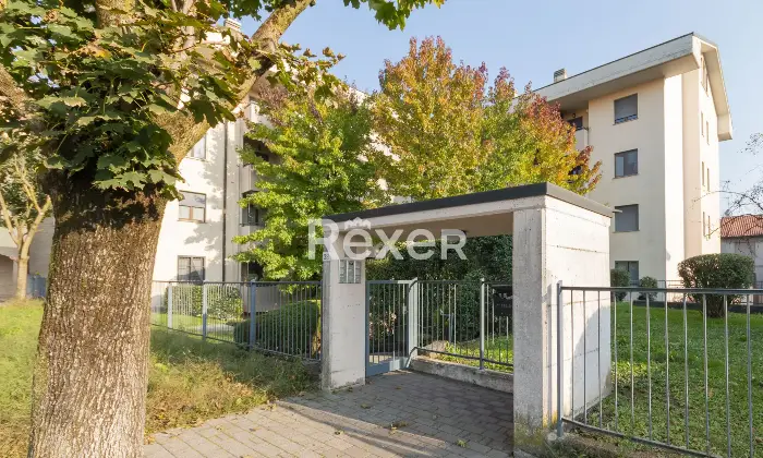 Rexer-Lissone-Lissone-Quadrilocale-con-doppi-servizi-e-box-di-pertinenza-Altro