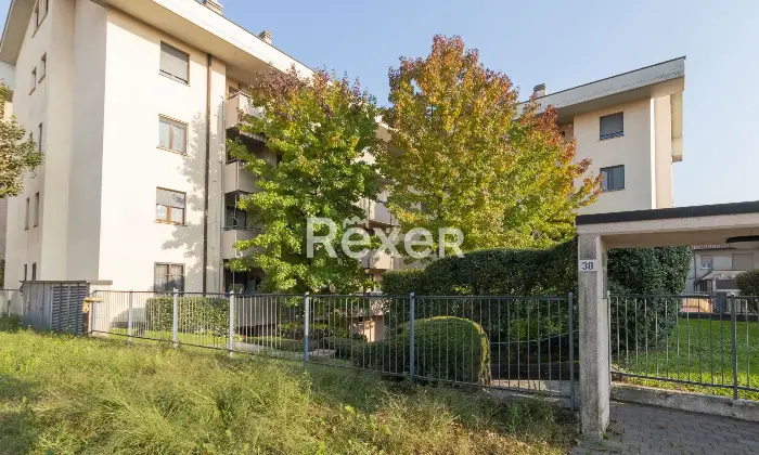 Rexer-Lissone-Lissone-Quadrilocale-con-doppi-servizi-e-box-di-pertinenza-Altro